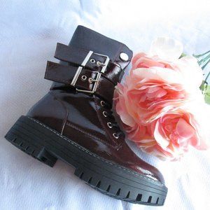 💥 SO BOOKCASE WOMENS PLATFORM BURGUNDY/PATENT COMBAT BOOTS (SIZE 7) 💥